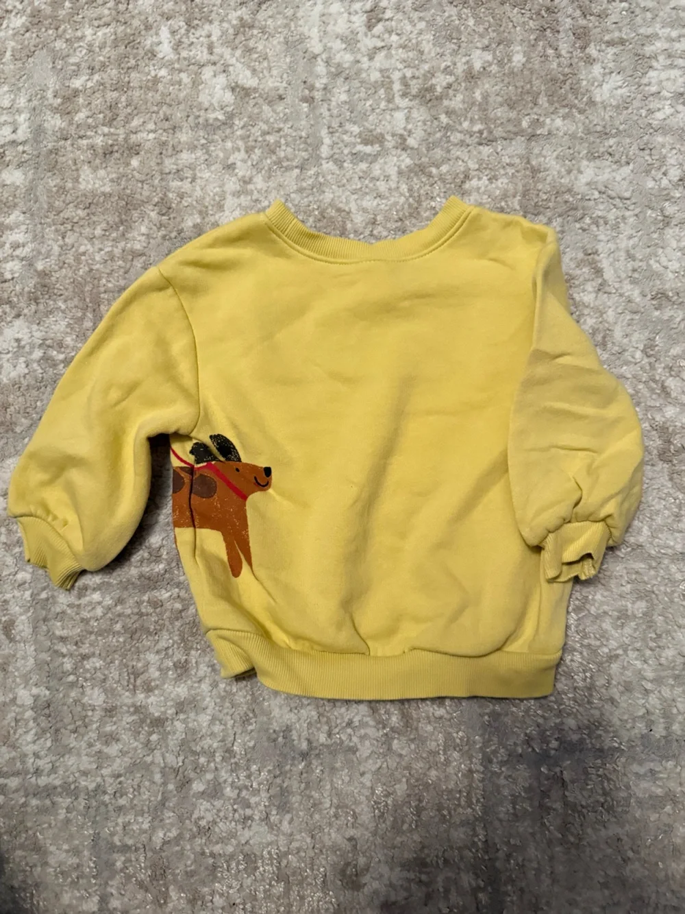 Old Navy Yellow Kids Sweatshirt with Brown Horse Graphic size 12/18M